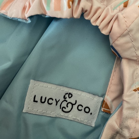 Lucy & Co In The Clouds reversible dog raincoat
peach w/rainbows/aqua zip hoodie - Picture 3 of 9